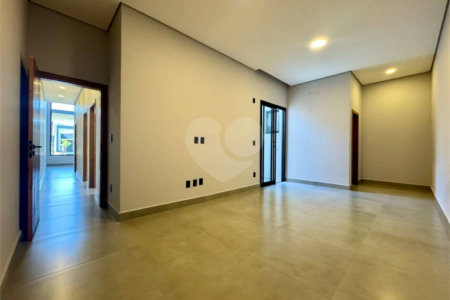 Casa à venda com 3 quartos, sendo 1 suíte, no condomínio Park Gran Reserve, Indaiatuba - SP