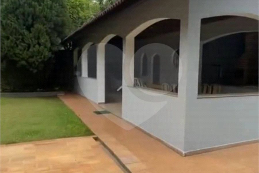 Casa à venda com 6 quartos, sendo 2 suítes, em Mato Dentro, Mairiporã, SP