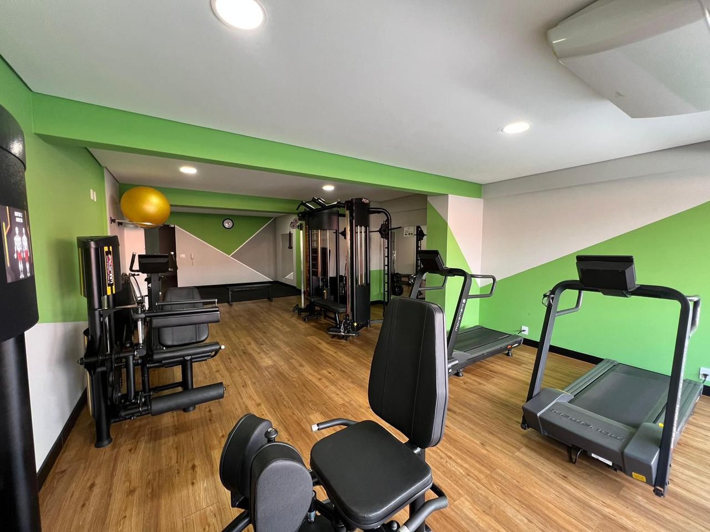 Apartamento com 3 dormitórios à venda, 210 m² por R$ 3.300.000,00 - Boqueirão - Santos/SP