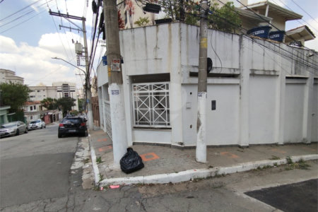 Casa à venda com 5 quartos, sendo 3 suítes, em Vila Paulicéia, São Paulo, SP
