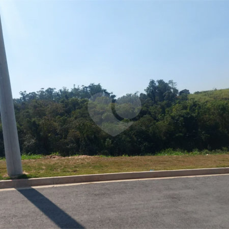 Terreno à venda no condomínio Jardim Steck, Louveira - SP
