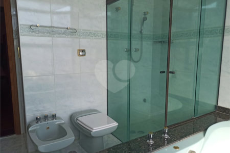 Casa à venda com 3 suítes em Jardim Brasil, Atibaia, SP