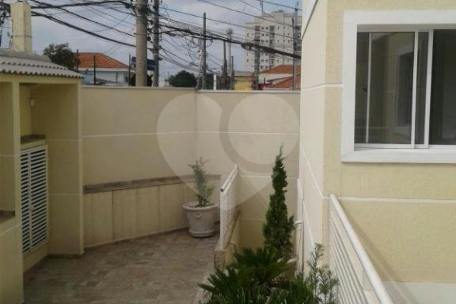 Casa à venda com 1 quarto no condomínio Camila I, São Paulo - SP
