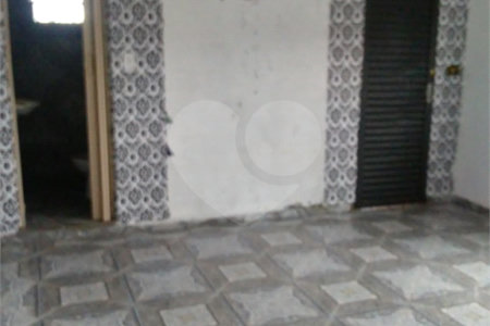 Casa à venda com 4 quartos, sendo 1 suíte, em Protestantes, Votorantim, SP