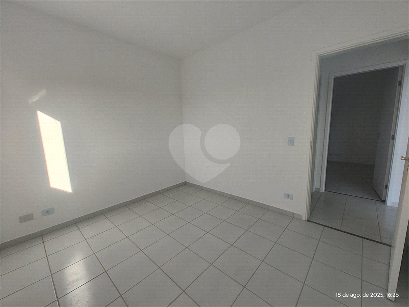 Apartamento para alugar com 2 quartos em Jardim das Palmeiras, Atibaia, SP