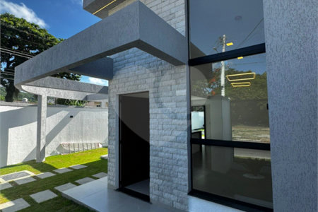 Casa à venda com 3 quartos, sendo 1 suíte, no condomínio Parque Guará, Rio de Janeiro - RJ