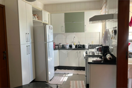 Apartamento à venda com 2 suítes em Quilombo, Cuiabá, MT
