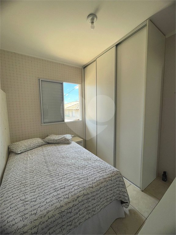 Casa à venda com 3 quartos, sendo 1 suíte,  no condomínio Montpellier, Mogi das Cruzes - SP