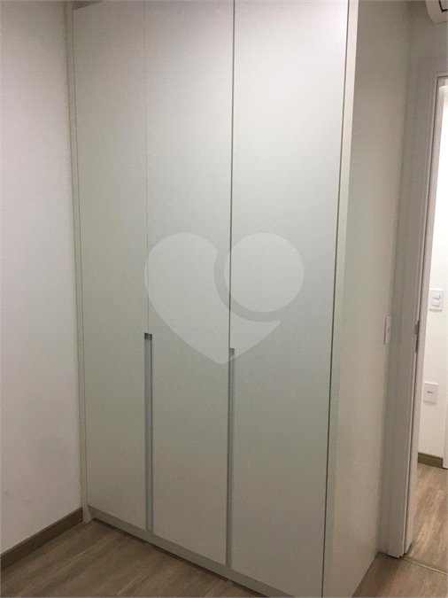 Apartamento à venda com 2 quartos, sendo 1 suíte, em Pinheiros, São Paulo, SP