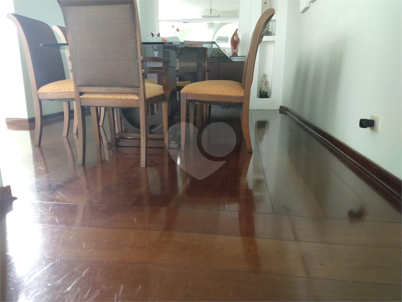 Sobrado à venda com 4 quartos, sendo 1 suíte,  em Parque dos Príncipes, São Paulo, SP