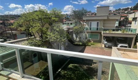 Casa à venda com 4 suítes no condomínio Residencial Jabuticabeiras, São Paulo - SP