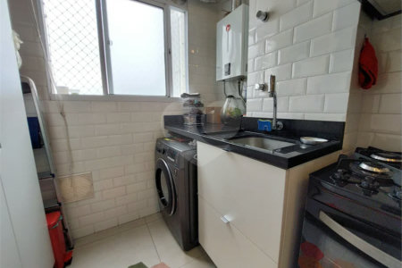Charmosa unidade pronta para morar.