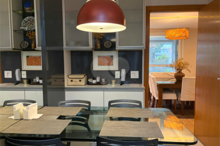 Apartamento à venda com 3 suítes em Itaim Bibi, São Paulo, SP