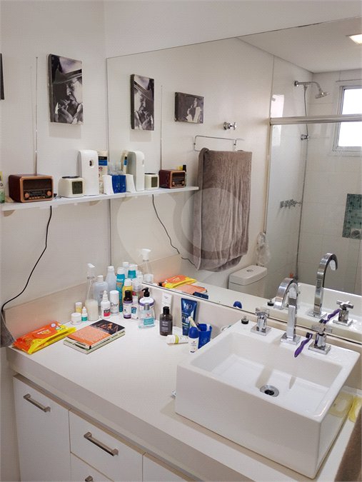 Apartamento à venda ou para alugar com 3 quartos, sendo 1 suíte,  em Real Parque, São Paulo, SP