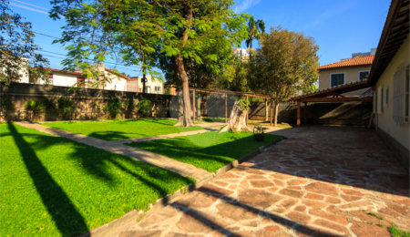 Casa Térrea à venda com 3 quartos, sendo 1 suíte,  em Alto da Boa Vista, São Paulo, SP
