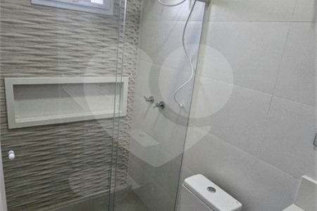 Casa para alugar com 3 suítes no condomínio Dona Lucila, Indaiatuba - SP