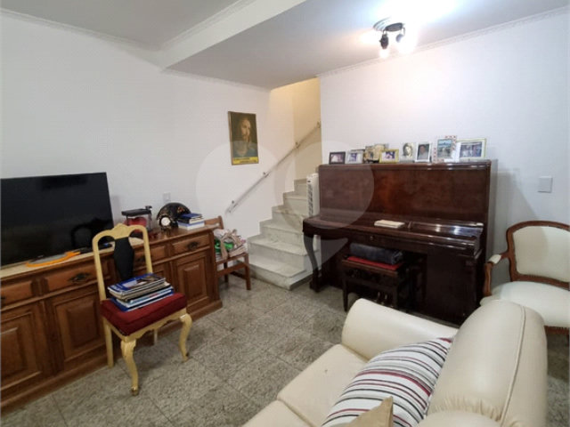 Sobrado à venda com 3 quartos em Tremembé, São Paulo, SP