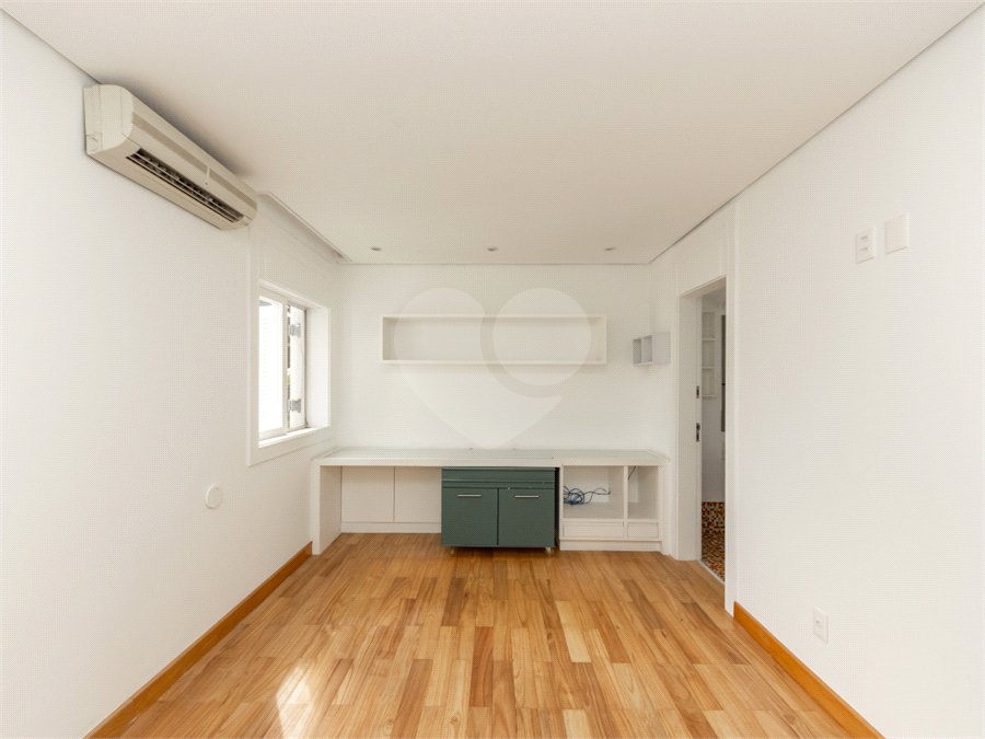Casa com 4 quartos a venda Vila Nova Conceição, São Paulo - SP