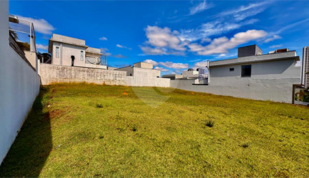 Terreno à venda no condomínio Colinas do Sol, Sorocaba - SP
