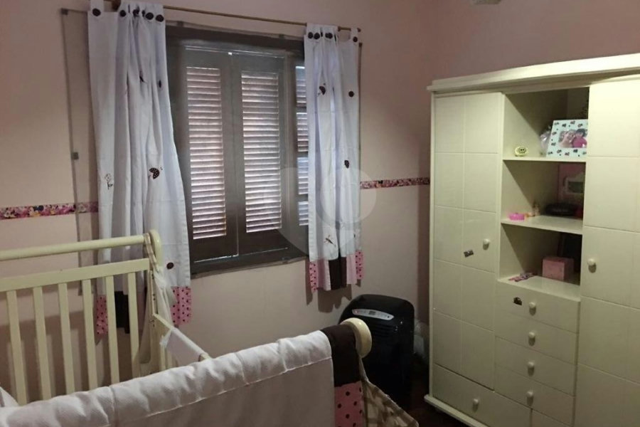 Sobrado à venda com 3 quartos, sendo 1 suíte, em Jardim Virginia Bianca, São Paulo, SP