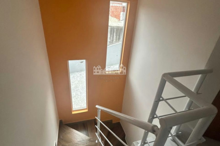Casa à venda com 2 quartos, sendo 1 suíte, em Parque Hortência, Bom Jesus dos Perdões, SP