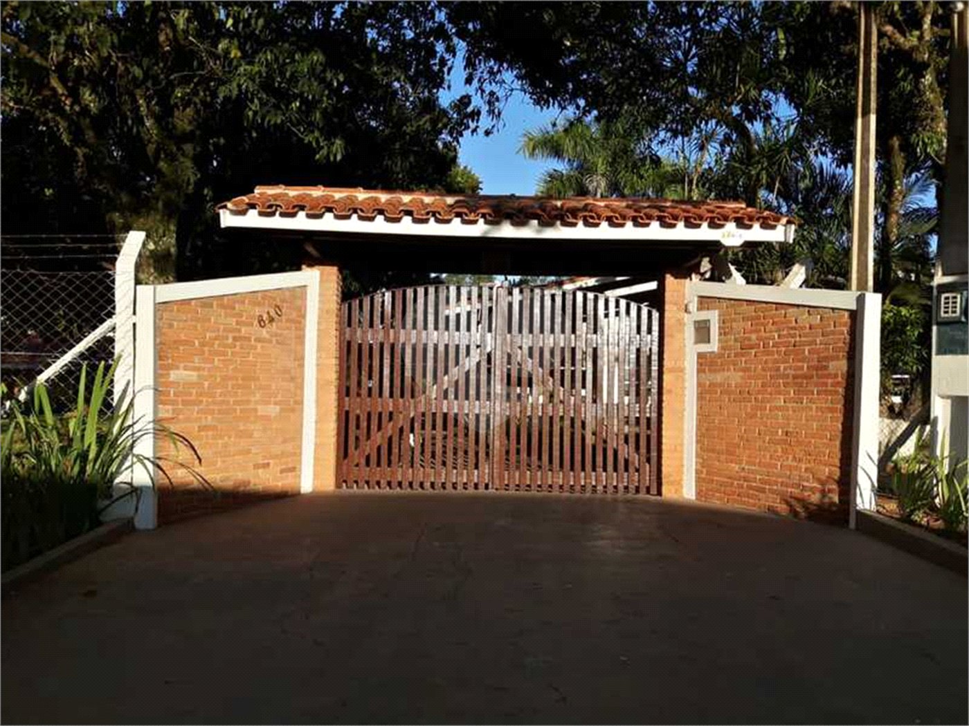 Chácara à venda com 3 quartos, sendo 1 suíte,  em Lago Azul, Araçoiaba da Serra, SP