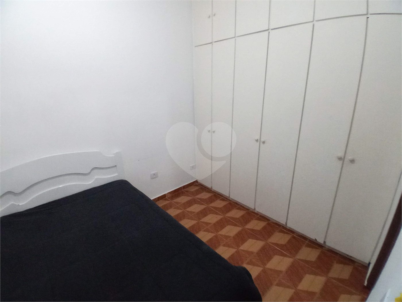 Casa Térrea à venda ou para alugar com 4 quartos, sendo 1 suíte, em Jardim Aeroporto, São Paulo, SP