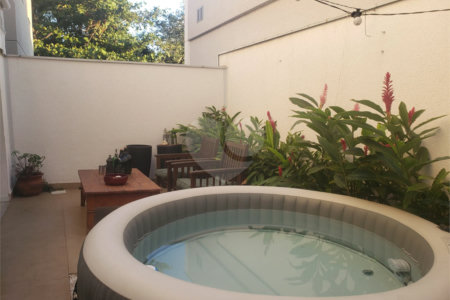 Casa à venda com 3 quartos, sendo 1 suíte,  no condomínio Tirreno, Sorocaba - SP