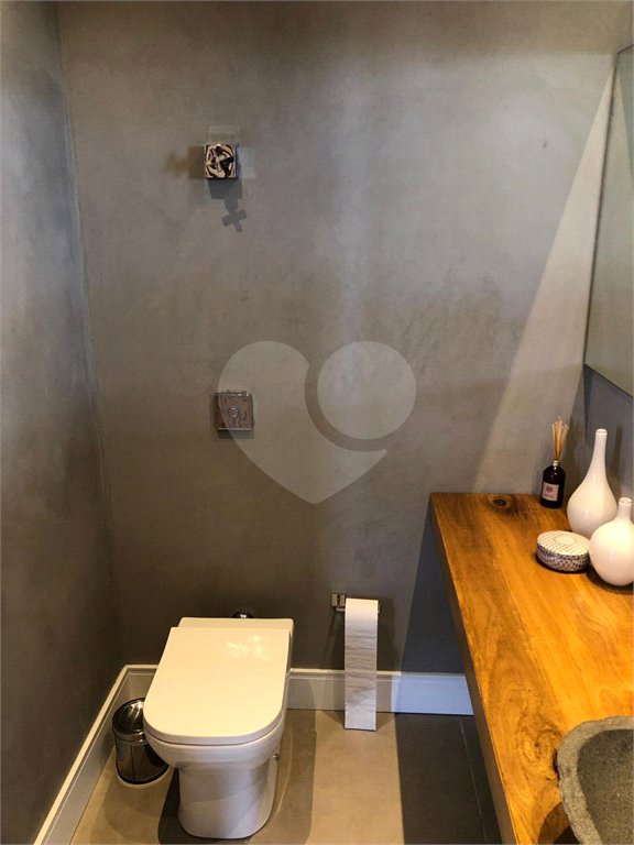 Casa à venda com 4 suítes no condomínio Alphaville Nova Esplanada 3, Votorantim - SP