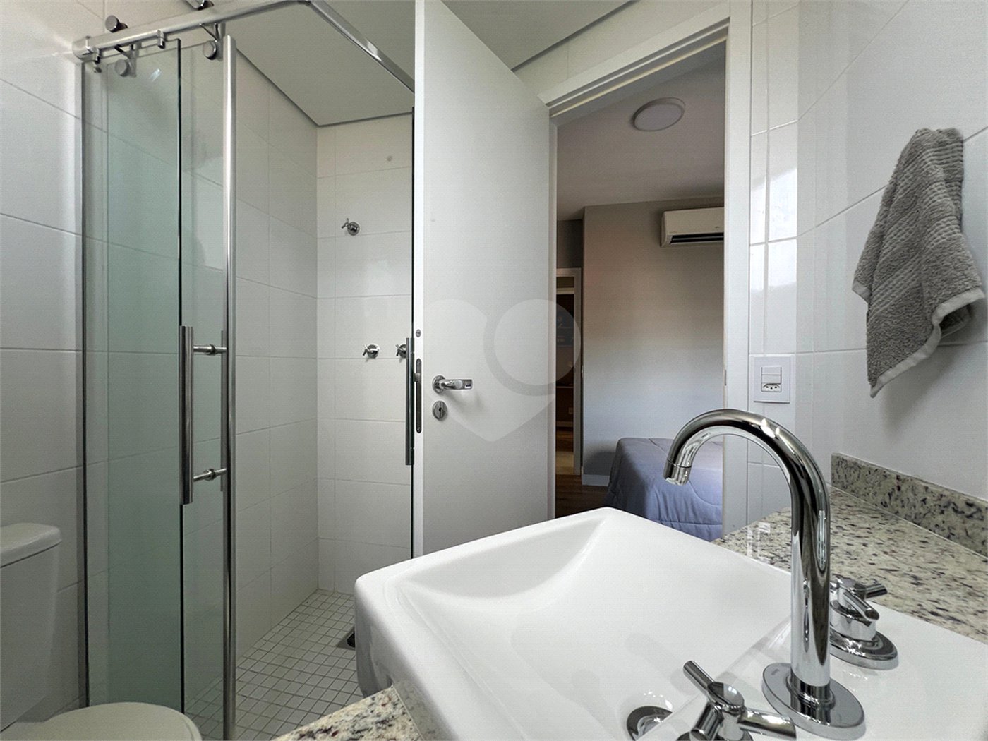 Apartamento à venda com 2 quartos, sendo 1 suíte, em Santa Teresinha, São Paulo, SP