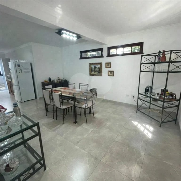 Sobrado à venda com 4 quartos, sendo 2 suítes, em Lapa, São Paulo, SP