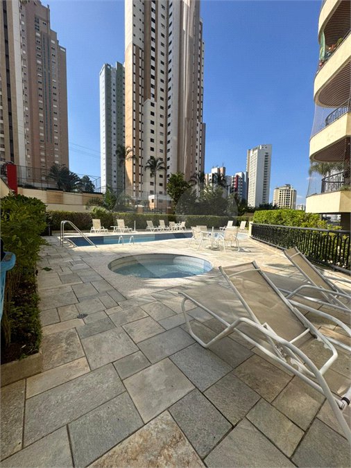 Apartamento à venda com 3 suítes em Jardim Anália Franco, São Paulo, SP