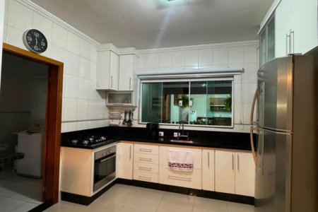 Casa à venda com 3 quartos, sendo 1 suíte,  em Jardim Residencial Firenze, Hortolândia, SP