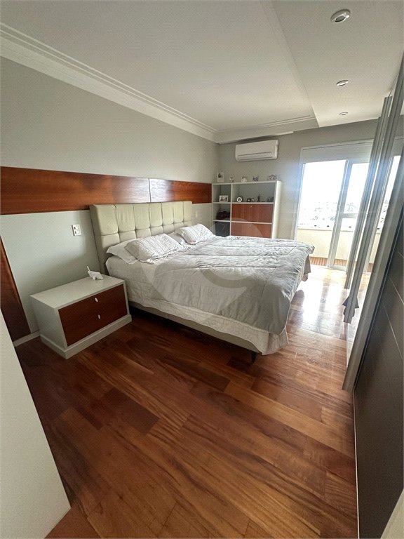 Apartamento à venda com 4 quartos, sendo 3 suítes,  em Real Parque, São Paulo, SP