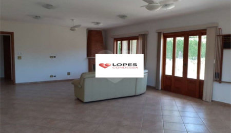 Casa à venda com 6 suítes em Caraguatá, Mairiporã, SP
