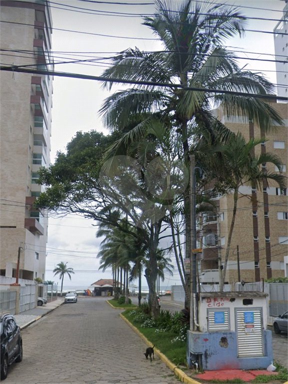Apartamento à venda com 2 quartos, sendo 1 suíte, no Centro, Mongaguá, SP