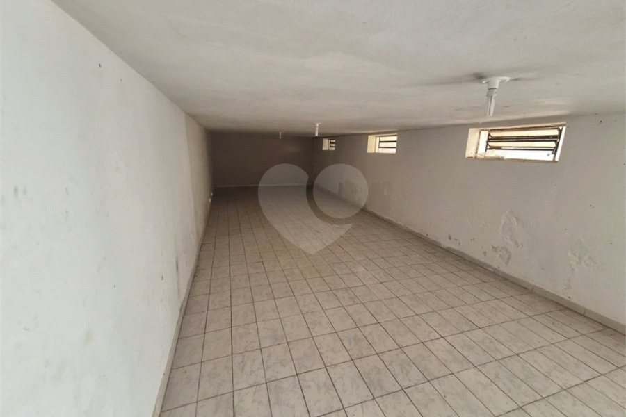Dois imóveis em um terreno de 300 m² (12 x 25) - Com acesso independente