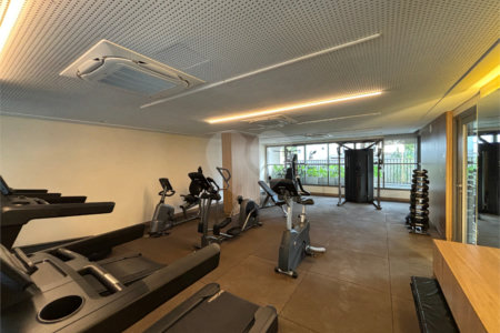 Apartamento à venda com 3 suítes em Moema, São Paulo, SP
