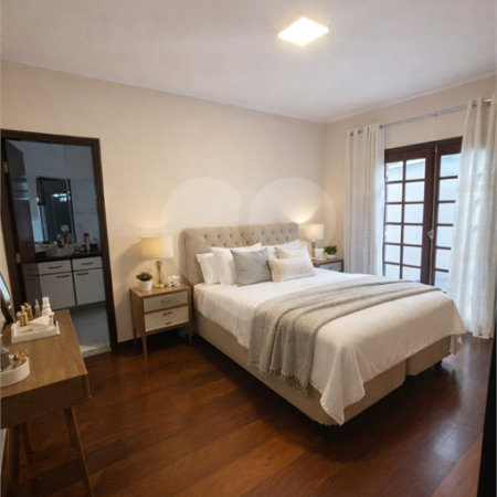 Casa à venda com 4 quartos, sendo 1 suíte, em City Bussocaba, Osasco, SP