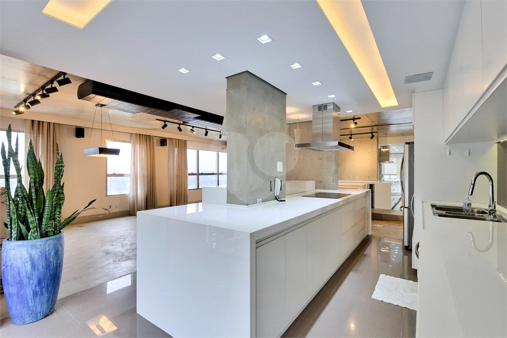 Apartamento à venda com 2 suítes em Alto da Boa Vista, São Paulo, SP