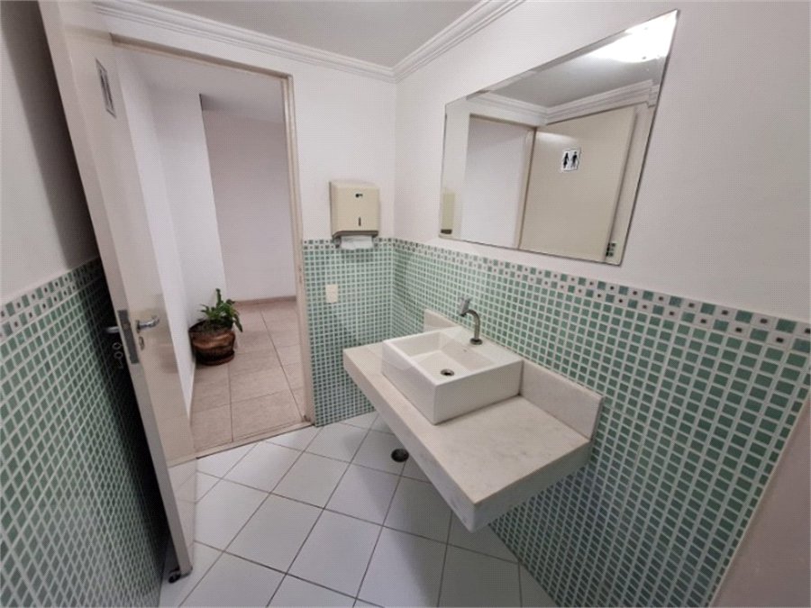 Sala à venda em Vila Mariana, São Paulo, SP