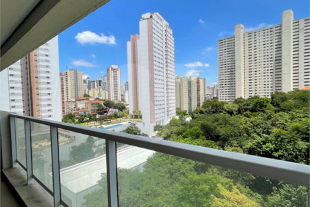 Apartamento à venda com 3 quartos, sendo 1 suíte, em Aclimação, São Paulo, SP