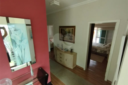 Casa à venda com 5 quartos, sendo 3 suítes, no condomínio Ibiaram 1, Itupeva - SP