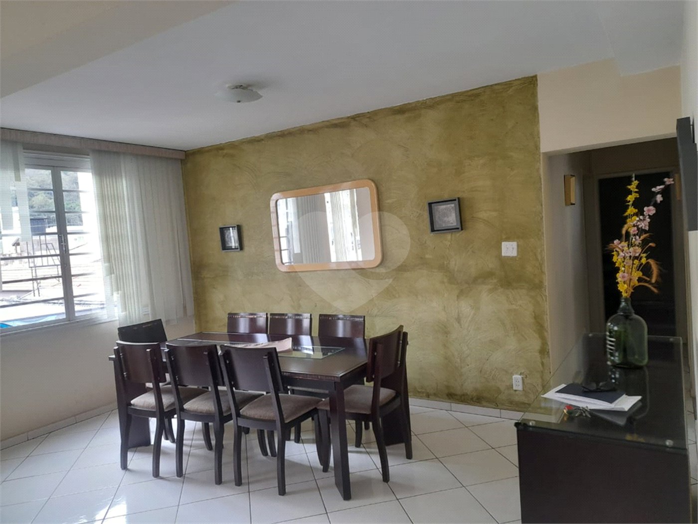 Apartamento à venda com 3 quartos, sendo 1 suíte, no Centro, Serra Negra, SP