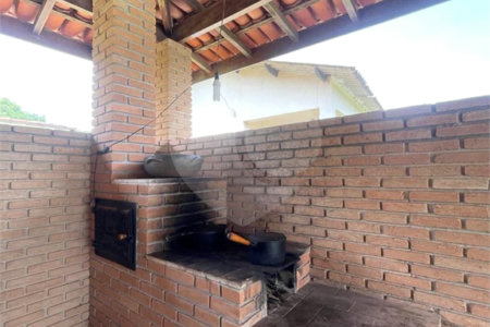Sítio à venda com 3 quartos, sendo 1 suíte, em Jardim Estância Brasil, Atibaia, SP