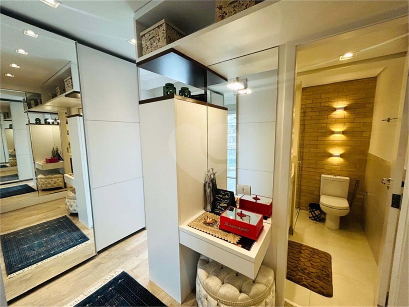 Apartamento à venda com 2 quartos, sendo 1 suíte, em Santa Cecília, São Paulo, SP