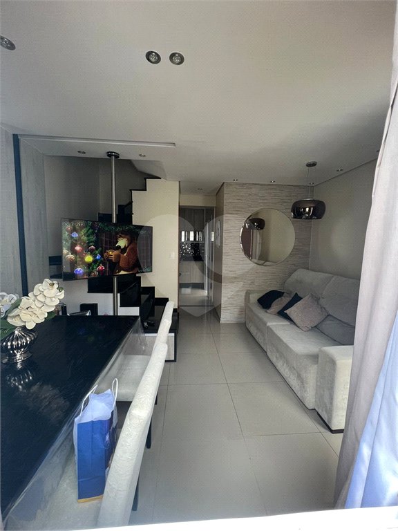 Casa à venda com 2 quartos, sendo 1 suíte, no condomínio Reserva da Cantareira, São Paulo - SP