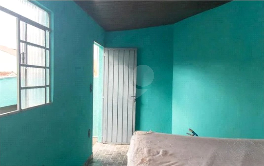 Casa Térrea à venda com 4 quartos, sendo 1 suíte,  em Vila Mazzei, São Paulo, SP