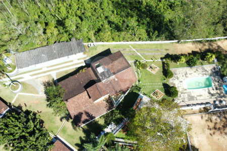 Sítio à venda com 8 quartos, sendo 4 suítes, em Boa Vista, Mogi das Cruzes, SP