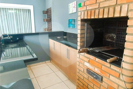 Casa à venda com 3 suítes no condomínio Residencial Villa dos Inglezes, Sorocaba - SP